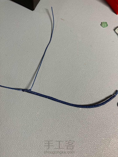 留的那个绕线打一个死结